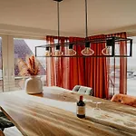 Διαμέρισμα By The With Sea Views *