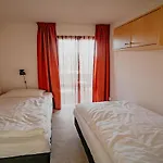 Διαμέρισμα By The With Sea Views *
