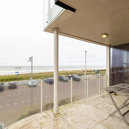 Luxury With Sea View In A On The Boulevard Of Egmond Apartment *