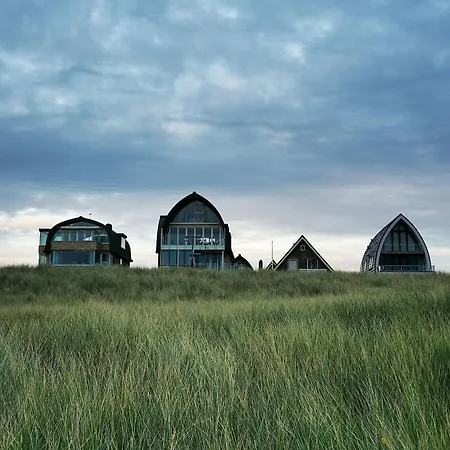 アパート By The With Sea Views *