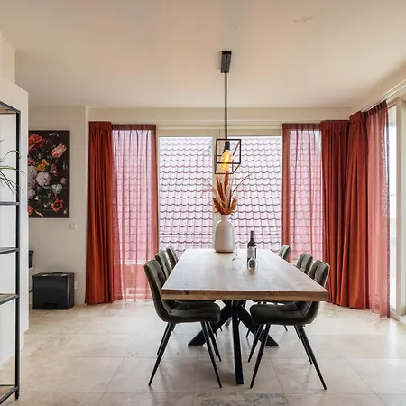 Luxury With Sea View In A On The Boulevard Of Egmond *