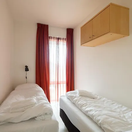 Luxury With Sea View In A On The Boulevard Of Egmond Apartment