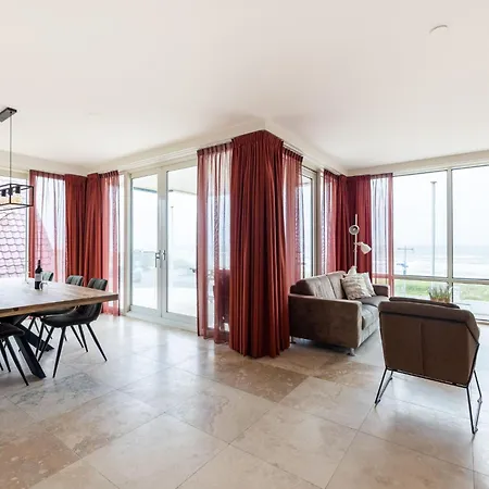 Luxury With Sea View In A On The Boulevard Of Egmond *