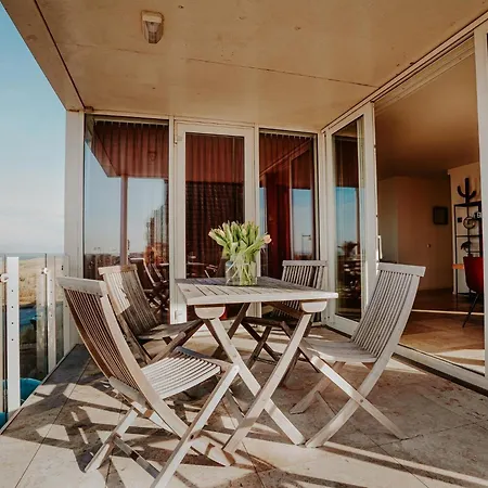 By The With Sea Views Appartement Egmond aan Zee