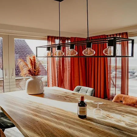 Appartement By The With Sea Views *