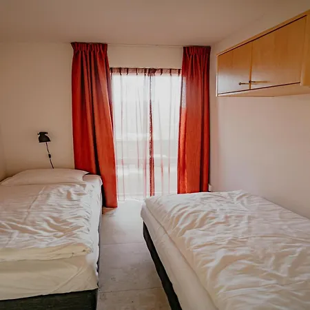 Appartement By The With Sea Views *