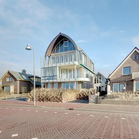 Luxury With Sea View In A On The Boulevard Of Egmond Apartment