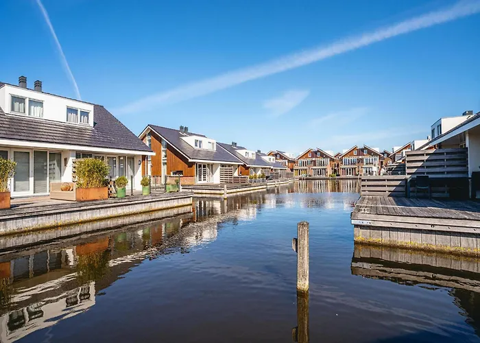 Appartement By The With Sea Views