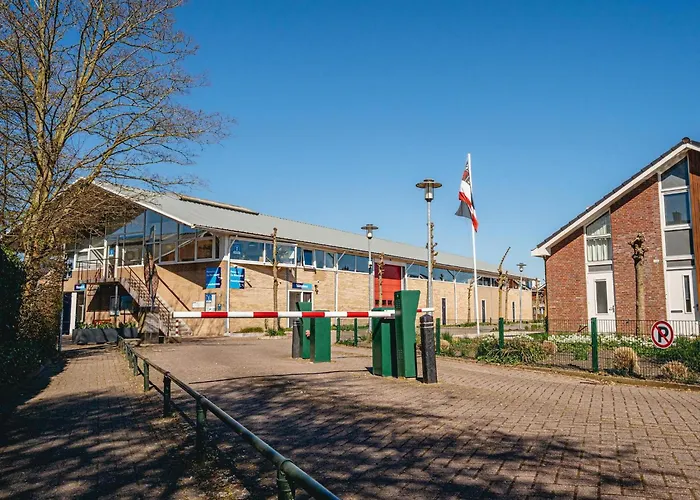 Appartement By The With Sea Views